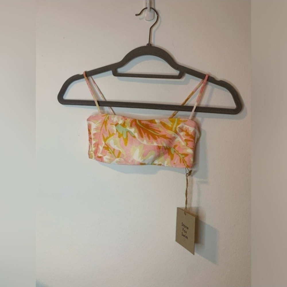 NWT Stone Fox Swim Bliss Bikini Top Hot Tropix XS